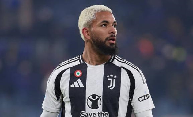 Chelsea bất ngờ nhắm sao thất sủng của Juventus