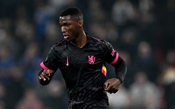 Chelsea đã không giữ lại Caatedo