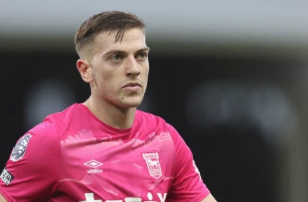 Chelsea đặt cược vào Liam Delap: Ngôi sao trẻ Ipswich trong tầm ngắm