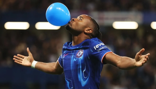 Chelsea hét giá Nkunku ngang với Kvaratskhelia: Bayern có lựa chọn khác?