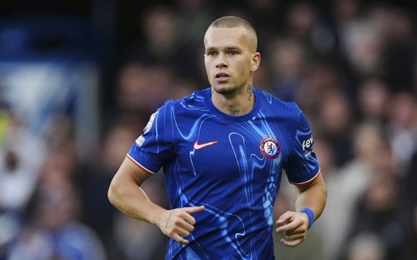 Chelsea nhắm Osimhen và một cái tên khác để thay Mudryk