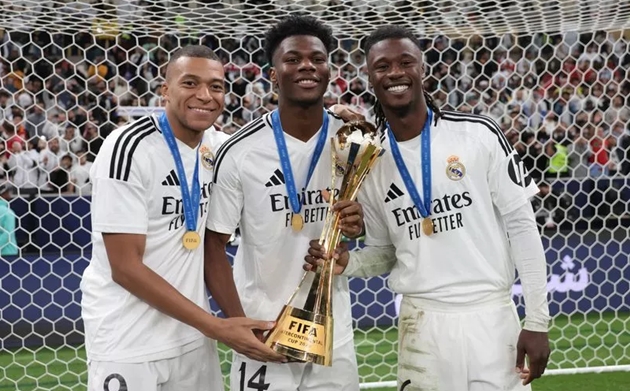 Chelsea nhận thấy cơ hội ngàn vàng để nâng cấp hàng tiền vệ