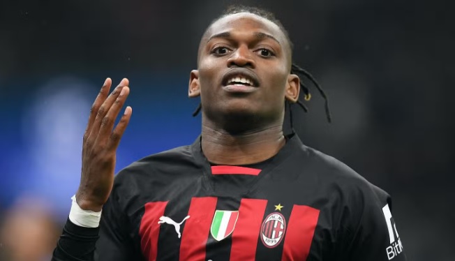 Chelsea nhận tin vui trong thương vụ Rafael Leao