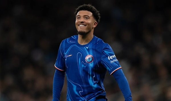 Chelsea phơi bày mặt hạn chế của Man Utd