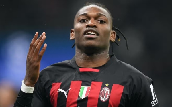 Chelsea quyết đấu Barca trong thương vụ Rafael Leao