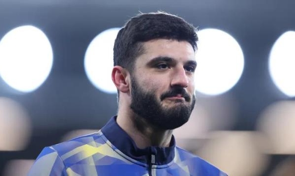 Chelsea ra quyết định đau lòng với Armando Broja