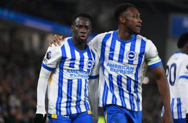 Chelsea thua thảm Brighton, nguy cơ văng khỏi top 4