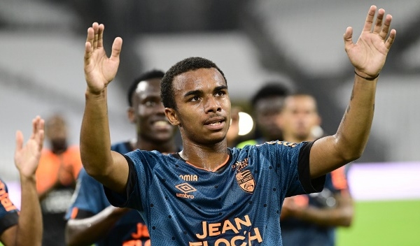 Chelsea, Tottenham gia nhập cuộc đua giành Mbappe mới