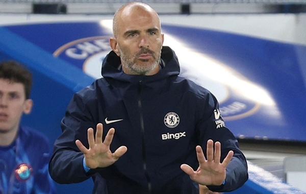 Chelsea và cơn đau đầu bên hành lang cánh phải