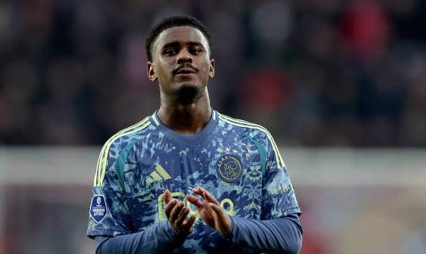 Chelsea vượt mặt Arsenal trên thị trường chuyển nhượng