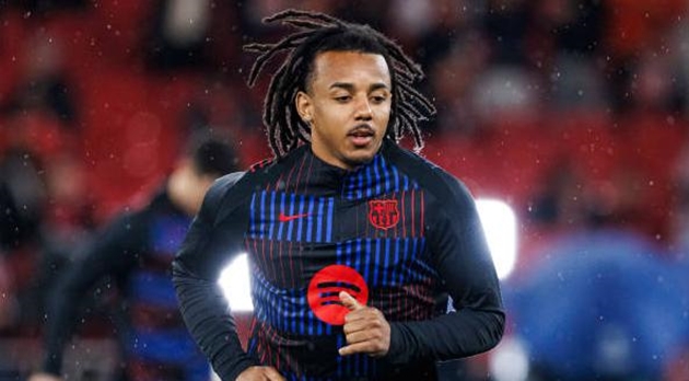 Chi 60 triệu euro, Arsenal đặt quyết tâm chiêu mộ sao Barca