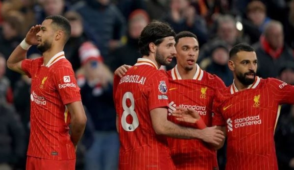 Chìa khóa vô địch: Hàng công của Liverpool đối đầu với phòng ngự của Arsenal