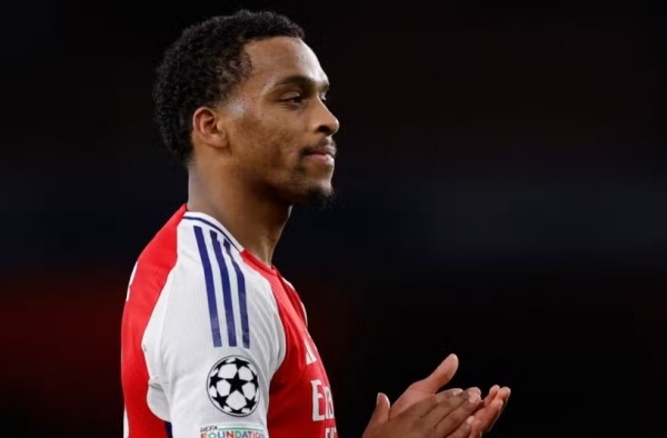 Chiến binh thầm lặng nơi hàng thủ Arsenal