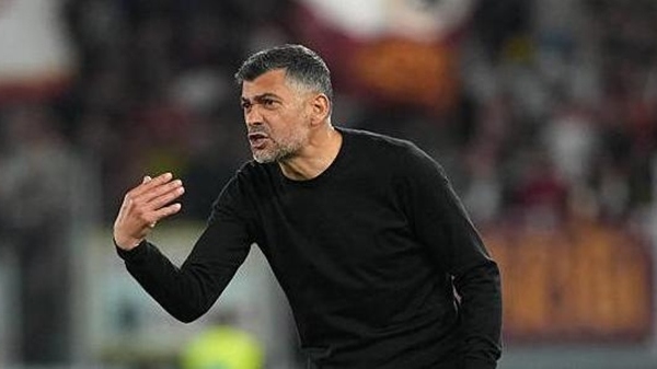CHÍNH THỨC! AC Milan chia tay Sergio Conceicao