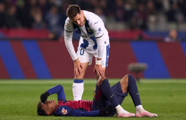 CHÍNH THỨC: Barcelona thông báo Yamal nghỉ hết năm