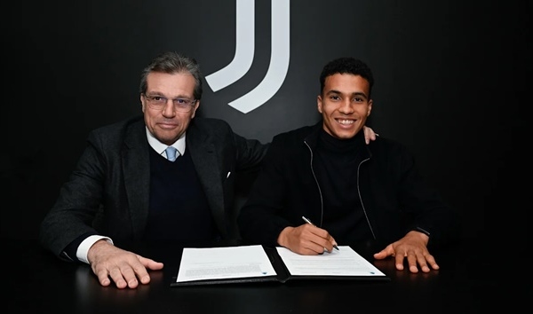 CHÍNH THỨC: Juventus thông báo thương vụ 12,5 triệu