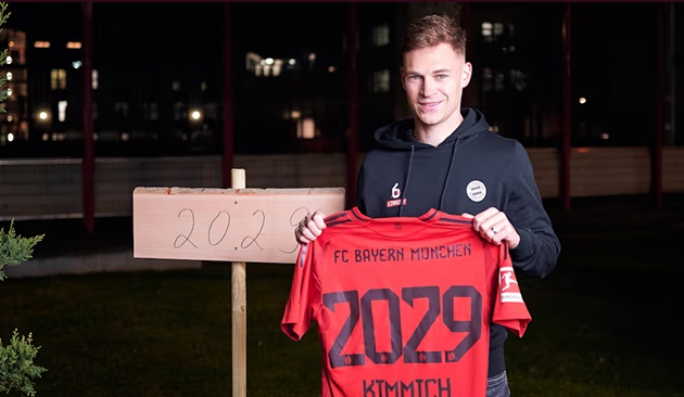 CHÍNH THỨC! Kimmich chốt tương lai với Bayern Munich