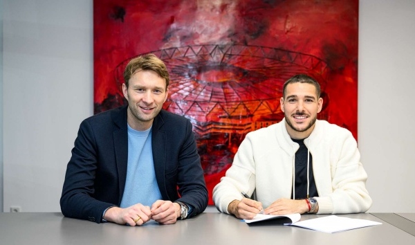 CHÍNH THỨC! Leverkusen của Alonso công bố tân binh từ Aston Villa