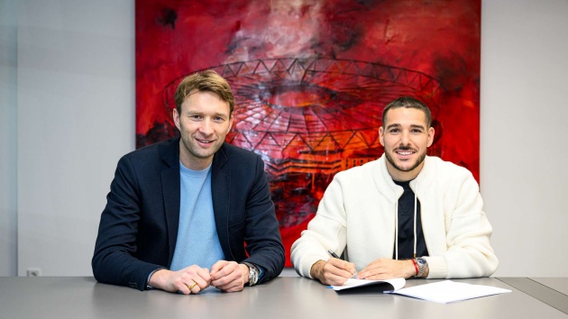 CHÍNH THỨC! Leverkusen của Alonso công bố tân binh từ Aston Villa
