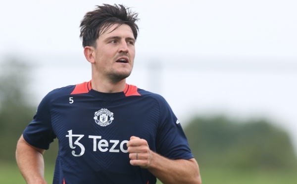 CHÍNH THỨC! Man Utd gia hạn với Harry Maguire thêm 12 tháng