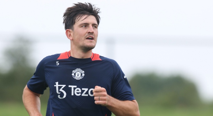 CHÍNH THỨC! Man Utd gia hạn với Harry Maguire thêm 12 tháng