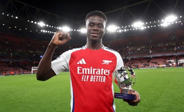 CHÍNH THỨC: Sao Arsenal hay nhất Champions League tuần này