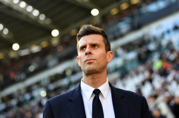 Choáng! Juventus mất bộn tiền nếu sa thải Thiago Motta