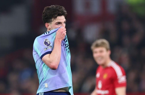 "Chúng tôi quá ngây thơ và suýt nữa đã trao chiến thắng vào tay Man United"