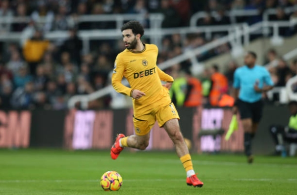 Chuyển nhượng sáng 19/1: MU nhắm hậu vệ Premier League; Arsenal cân nhắc bom tấn 70 triệu