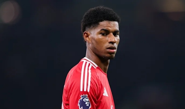 Chuyển nhượng sáng 26/12: Chelsea nhắm thủ môn Dortmund; Fenerbahce muốn giải cứu Rashford