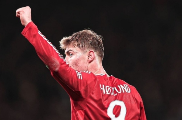 Chuyển nhượng sáng 26/2: Napoli tăm tia tiền đạo MU; CLB ở MLS muốn có De Bruyne