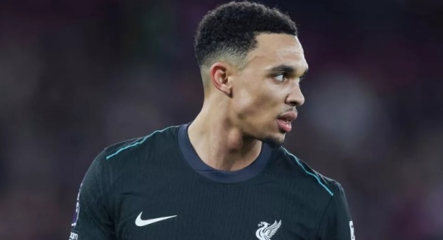 Chuyện gì đang xảy ra ở thương vụ Alexander-Arnold tới Real Madrid?