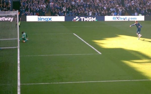 Chuyên gia Sky Sports nhận định pha bóng mang lại ác mộng cho Palmer