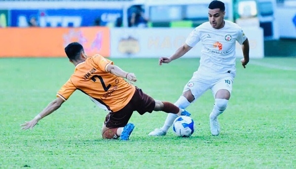Chuyện không ngờ ở V-League 2024/25