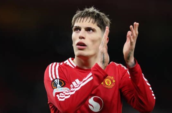Chuyển nhượng sáng 24/1: Chelsea tiến gần Garnacho; Tierney chia tay Arsenal