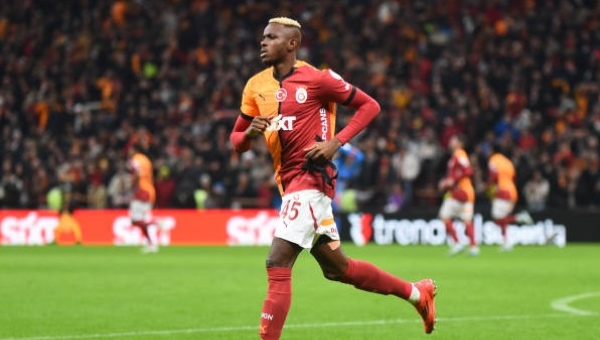 Chuyển nhượng tối 08/01: Liverpool nhắm Osimhen; Williams muốn đến Premier League