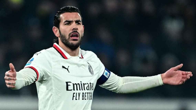Chuyển nhượng tối 10/12: MU - Arsenal cạnh tranh đội trưởng AC Milan; Xabi lạc quan về 'trung vệ thép'