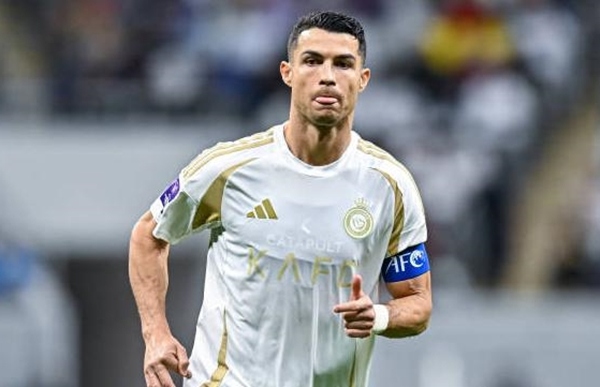 Chuyển nhượng tối 5/1: M.U tăm tia Tchouameni; PSG từ chối Ronaldo