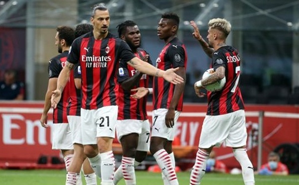 CLB Đông Nam Á gây sốc TTCN bằng đồng đội cũ của Ibrahimovic