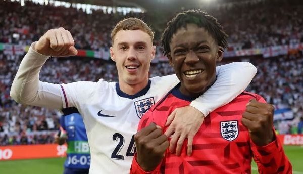 Cole Palmer có động thái khi Chelsea ủ mưu mua Kobbie Mainoo