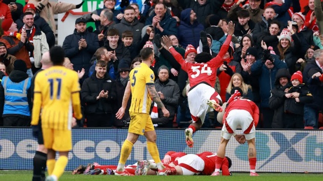 Cơn ác mộng bắt đầu ập tới Man City