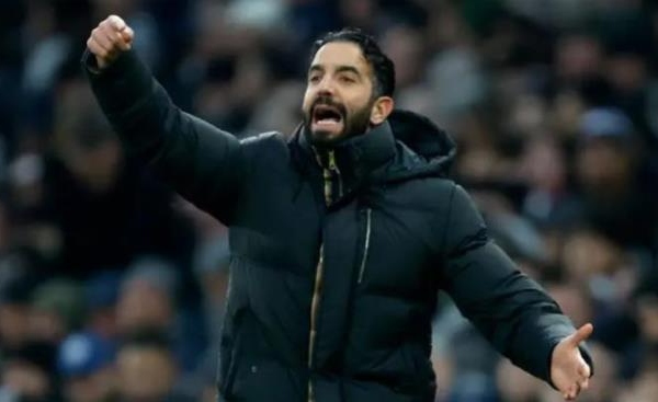 "Công việc của tôi quá khó" - Amorim kêu trời khi Man Utd lại thua trận