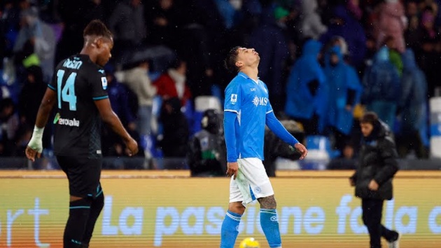 Conte thừa nhận hạn chế khiến Napoli bại trận