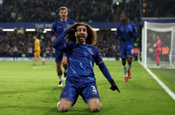 Cucurella: Chelsea không được phép hài lòng với kết quả hiện tại ở Ngoại hạng Anh
