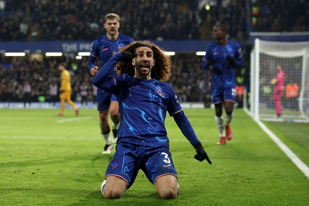 Cucurella: Chelsea không được phép hài lòng với kết quả hiện tại ở Ngoại hạng Anh