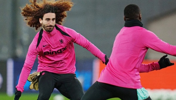 Cucurella: Chelsea phải giành chức vô địch