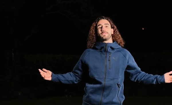 Cucurella đổi giày sau sai lầm, Puma có bước đi thông minh