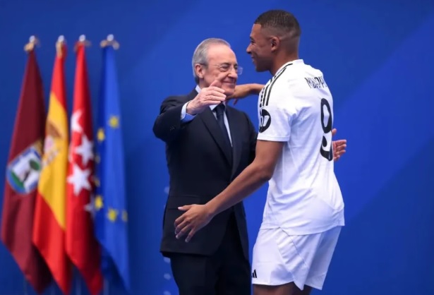Cuộc gặp làm thay đổi mùa giải của Mbappe tại Real Madrid