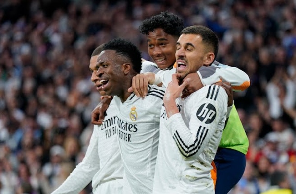 Cựu sao Barcelona gọi Real Madrid là đội bóng xuất sắc nhất thế giới