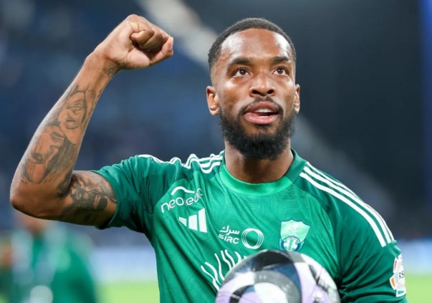 Cựu sao Premier League tổ chức tiệc xa hoa 100 nghìn bảng, nhiều khách VIP góp mặt